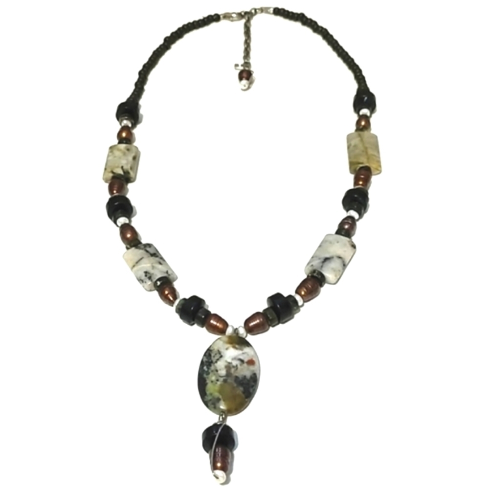 VINTAGE NAVAJO AGATE STONES, COPPER AND BLACK BEADED 22" NECKLACE